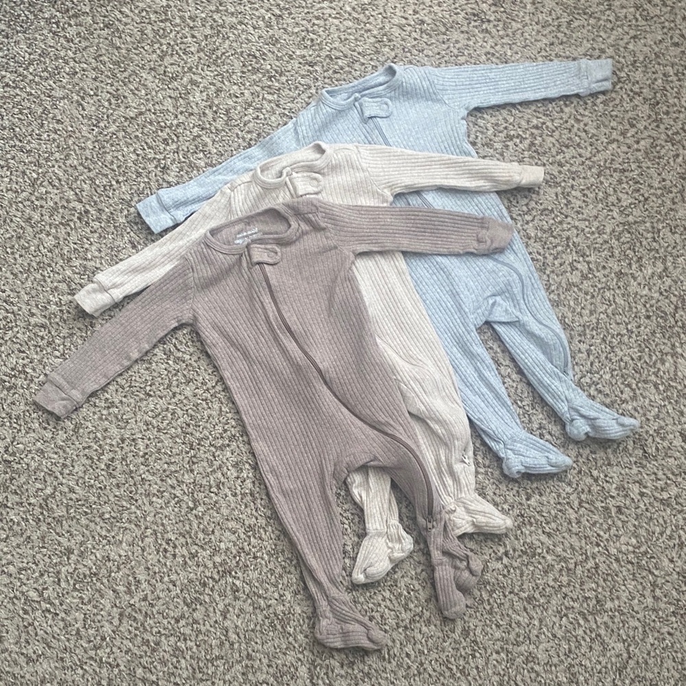 NWOT 3 Pack Organic Cotton Sleep and Play Pajamas